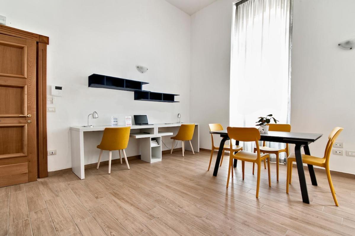 Residence De Franchis - Smart Apartments Lecce Exterior foto